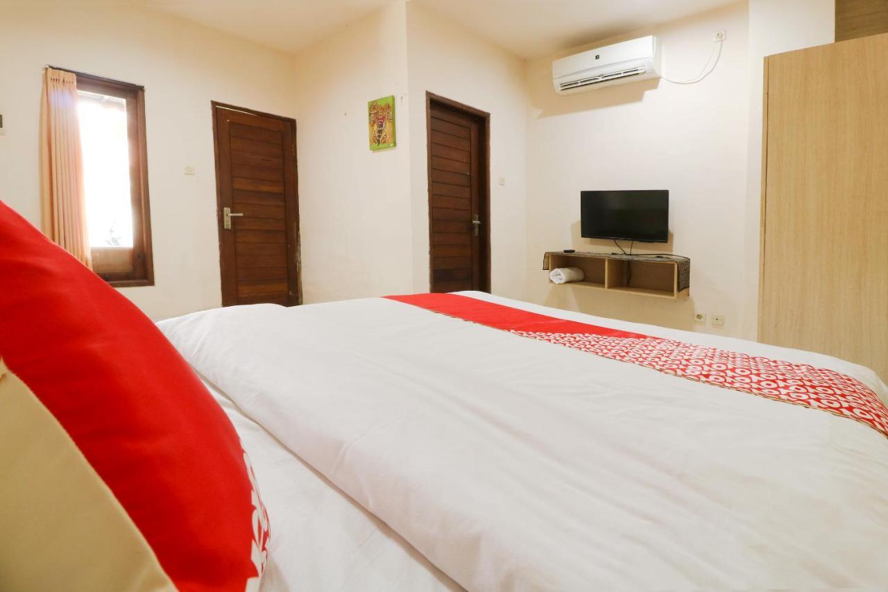 فندق Oyo 2581 Ketut Smile دنباسار المظهر الخارجي الصورة