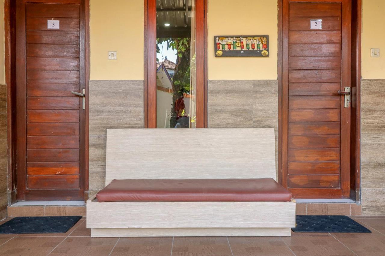 فندق Oyo 2581 Ketut Smile دنباسار المظهر الخارجي الصورة